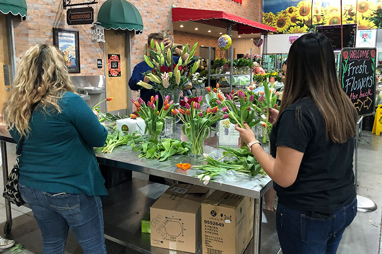 UMOM Tulip Sale/Donation Drive